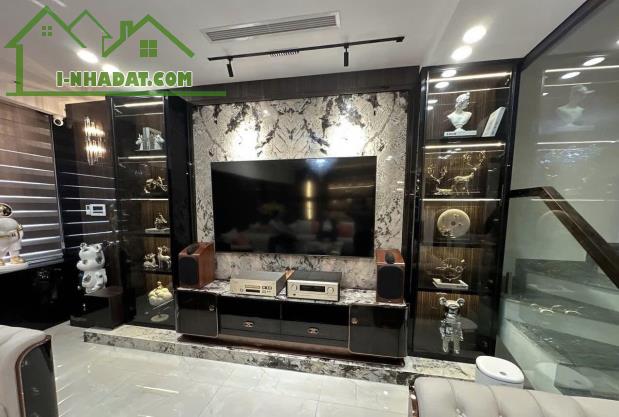 Gấp nắm rồi! Biệt thự Việt Hưng 6 tầng thang máy, gara 2 oto. 19,2 tỷ có TL - 3