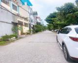 Mảnh đất trục chính Trâu Quỳ đường oto tránh vỉa hè