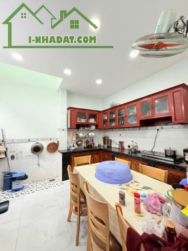 NHÀ ĐẸP NGUYỄN VĂN KHỐI GV - GẦN CV LÀNG HOA & QUANG TRUNG - HẺM XE HƠI - 87M²(4,3×19) - 2