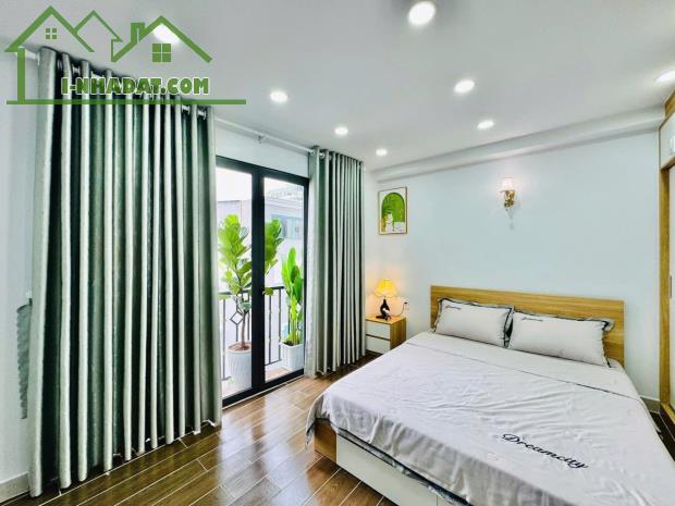 CHÍNH CHỦ - XÂY MỚI - 5 TẦNG HOÀN CÔNG ĐỦ - 4PN LỚN TẶNG FULL NỘI THẤT - DƯƠNG QUẢNG HÀM - 2