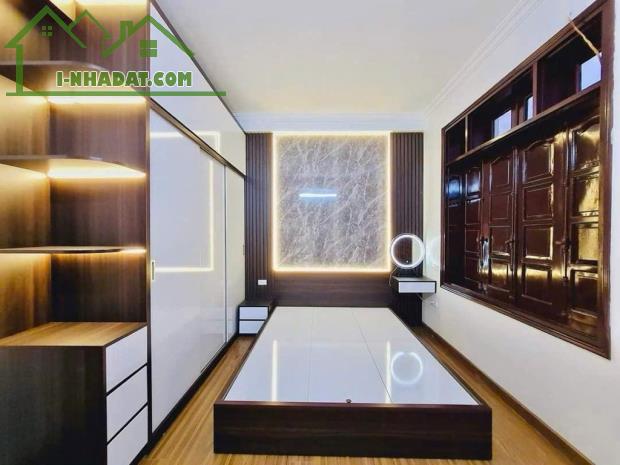 Siêu phẩm Mỹ Đình: Nhà 42m², 5 tầng, full NT, mặt tiền rộng – giá tốt 9.5 tỷ - 1