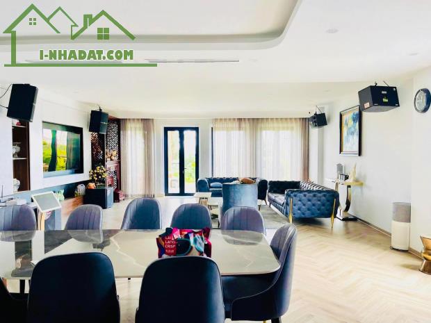 TÒA NHÀ, MẶT ĐƯỜNG, NGUYỄN VĂN CỪ, LONG BIÊN-VỈA HÈ-KD-Ô TÔ:150M X8T, MT 15M, GIÁ 99 TỶ. - 5