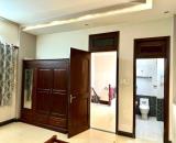 Gấp bán nhà Thủ Đức, gần Mt Tam Bình, giá 8.9 tỷ, 3 tầng, dt 80m2.