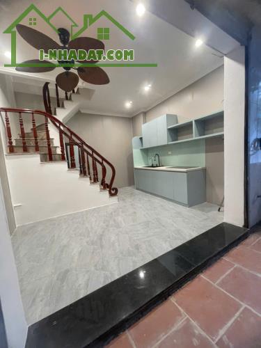 Bán nhà ngõ 140 Đông Thiên-DT 25 m2 x 5 tầng.MT 3,2m.NHÀ MỚI ĐẸP-GẦN Ô TÔ.