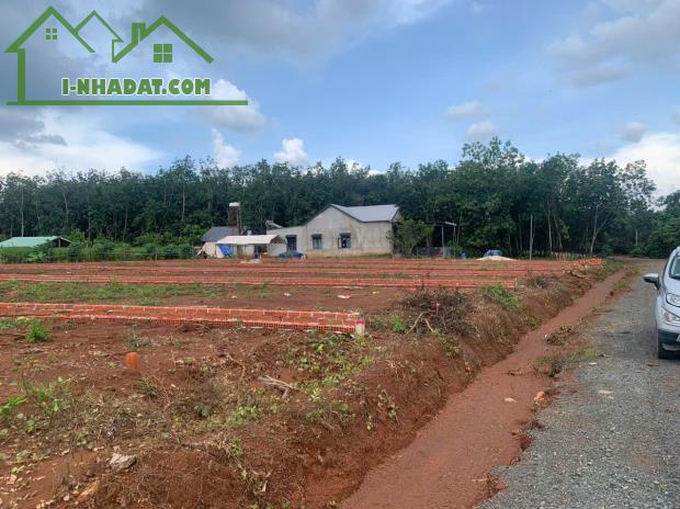 Long Hà Bình Phước 370m2, mặt tiền đg 18m, gần 2 KCN hỗ trợ vay 70%