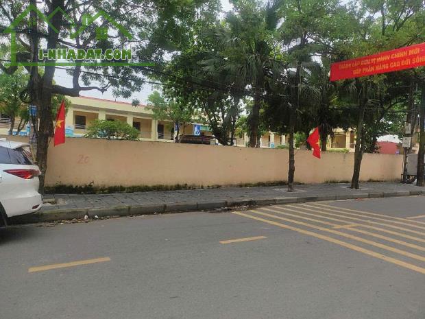 Bán nhanh lô đất đẹp tại Hương Mạc Từ Sơn 215m, MT 6.9m x 32m.