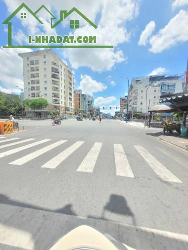 Nhà Bán nhanh Dương Quảng Hàm p5, Gò Vấp: 133m2, 5 tầng, 20 phòng,chdv