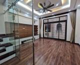 Cho thuê nhà ngõ kd, ô tô Thái Hà, Đồng Đa, 30m2, 5 tầng, thông phòng, 20tr