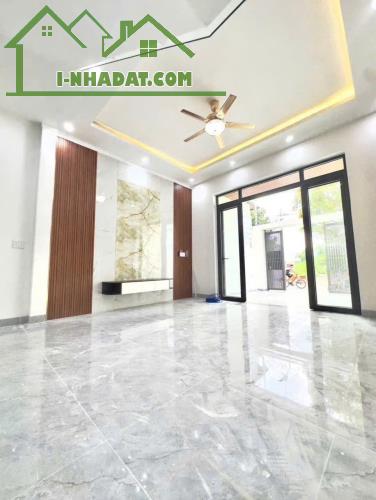 Bán gấp nhà riêng, DT 56m2, ngang 4x14m giá 2,85 tỷTL, Đường Dương Quảng Hàm, P. 6, Gò Vấp - 2