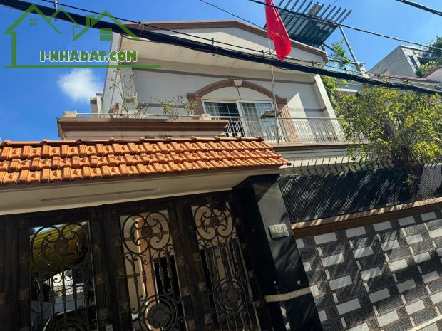 Hxh ngủ trong nhà sát mặt tiền ngang 9.5m nở hậu CN 202m2 trệt lầu giá tốt - 3