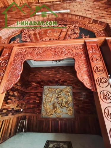 CẦN TÌM CHỦ CHO CĂN BIỆT THỰ FULL GỖ – TRUNG TÂM TP. ĐỒNG XOÀI- BÌNH PHƯỚC - 2