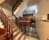 Cho thuê nhà Thổ Quan 1, Đống Đa, 60m2, 5 tầng, 4 ngủ, 18 triệu.