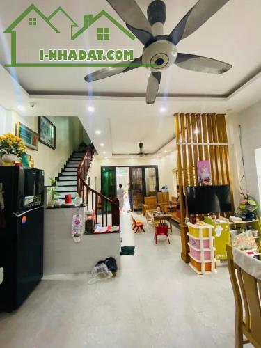 Bán Nhà Phúc Đồng 75m2 4T Lô Góc Dân Xây, Vỉa Hè rộng, Kinh Doanh, Dòng Tiền 23.x Tỷ - 3