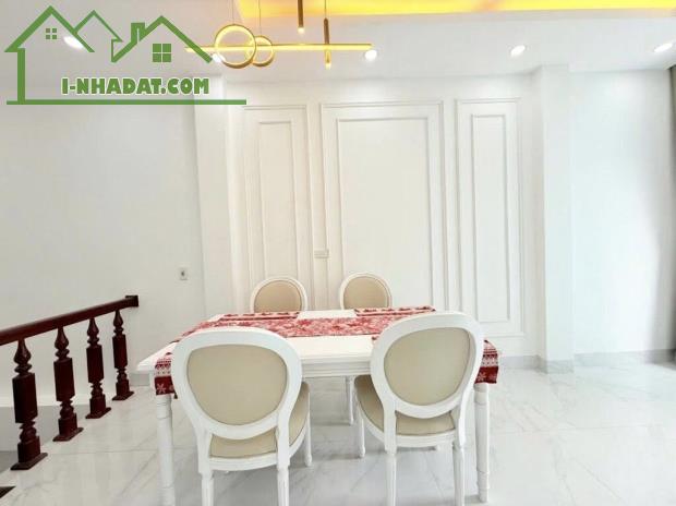 Chính chủ bán nhà riêng Trần Cung - hàng xóm viện E - 60M2 - nhà đẹp sẵn ở - 13 tỷ đồng - 1