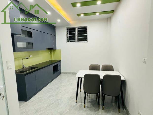 CẦN BÁN NHÀ TÂN HỘI GẦN VIN 5 TÂNG MÀ GIÁ HƠN 4 TỎI GẤP