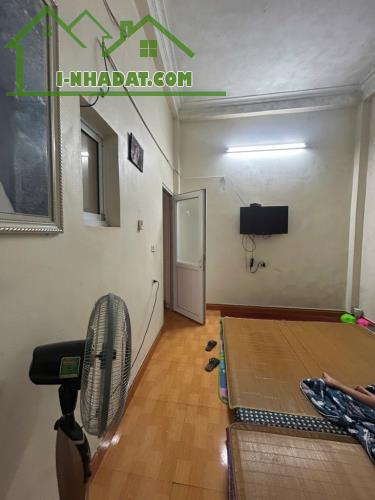 BÁN NHÀ GIA LÂM – TRUNG TÂM TRÂU QUỲ – NHỈNH 3 TỶ - 2