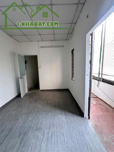 CĂN PHÒNG DUY NHẤT GIÁ 4TR2/THÁNG TẠI QUẬN 7