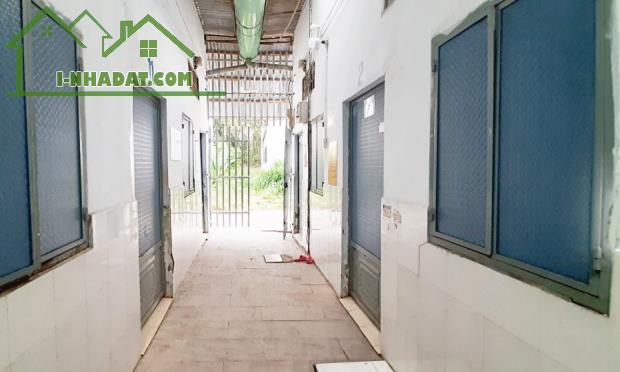 Cần tiền bán nhanh dãy trọ 12P, đang KD ổn định, SHR, Giá 990tr. - 2