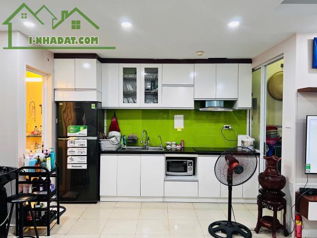 CHUNG CƯ ĐẶNG XÁ _2 ngủ, 1 wc_  63m2 , full nội thất - 1