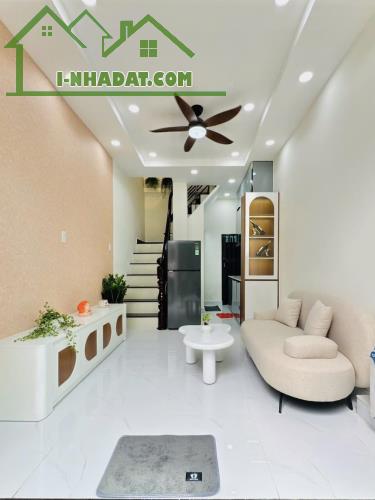 3 TỶ 50 TRIỆU SỞ HỮU NHÀ 2 TẦNG THÍCH QUÃNG ĐỨC MỚI TINH – 30M2 SỬ DỤNG - HẺM XE HƠI – FUL - 1