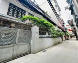 Bán nhà Hoàng Quốc Việt 35m2*5T, ngõ to rộng, nhà đẹp, gần phố, dân trí cao, 8.3 tỷ