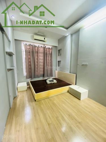 Cho thuê nhà ô tô Đào Tấn, Ba Đình, 45m2, 5 tầng, 5 ngủ, 21 triệu. - 1