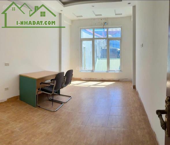 Cho thuê nhà ô tô Đào Tấn, Ba Đình, 45m2, 5 tầng, 5 ngủ, 21 triệu. - 2