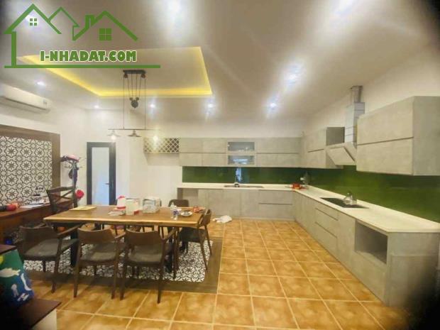 biệt thự mini Nguyễn Sơn- bệnh viện Tâm Anh, 122m x 4 tầng, mặt tiền 6.5m, nở hậu, full - 2