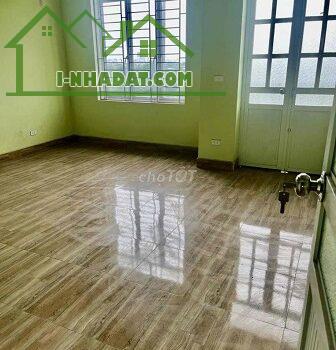 Cho thuê nhà riêng 3 tầng 93m2 tại tổ 3 Đại Độ, Võng La, Đông Anh - 2
