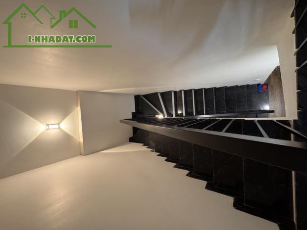 BÁN NHÀ ĐẸP LONG BIÊN – LÔ GÓC HIẾM – GIÁ ĐẦU TƯ HAY Ở ĐỀU THẮNG LỚN - 4