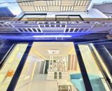 Bán nhà  khu vực sầm uất đường Huỳnh Tấn Phát, phường Tân Thuận Đông, Quận 7. 36M2