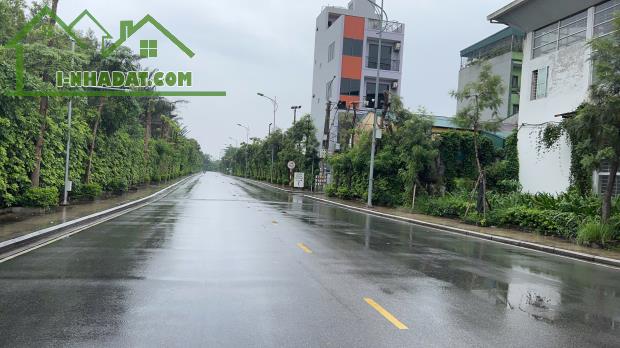 NHÀ LÔ GÓC KHU PHÂN LÔ 918 PHÚC ĐỒNG 80M, 4T, MT 5.5M, Ô TÔ THÔNG, TRÁNH CÁC NGẢ, VỈA HÈ. - 2