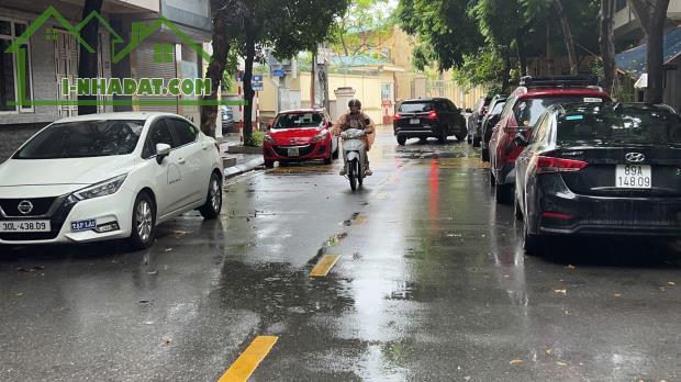 NHÀ LÔ GÓC KHU PHÂN LÔ 918 PHÚC ĐỒNG 80M, 4T, MT 5.5M, Ô TÔ THÔNG, TRÁNH CÁC NGẢ, VỈA HÈ. - 3