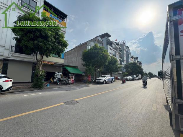 Nhà đẹp đường to kinh doanh tốt Phố Nguyễn Thời Trung DT 30m2 . Giá 11.5 tỷ - 1