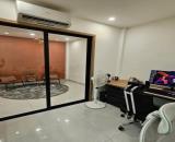 Bán Nhà Mặt Phố Kinh Doanh Bát Khối 45m 4T MT6m Chỉ 10 Tỷ Ô Tô Tránh