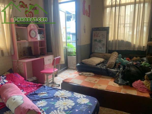 NHÀ ĐẸP - GẦN TRUNG TÂM QUẬN 8 - KHU VỰC SẦM UẤT - HẠ TẦNG ĐỒNG BỘ - GIAO THÔNG THUẬN TIỆN - 1