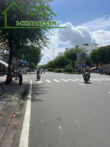 BÁN GẤP ĐẤT 2 MẶT TIỀN – VỊ TRÍ VÀNG TRUNG TÂM QUẬN 11 - 2