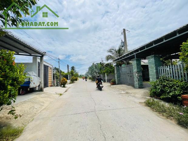 Ket Tiền bán nhanh 150m2 Đất Thổ Cư Sổ Hồng Riêng xã Mỹ Hạnh Nam - Giáp TP HCM - 5