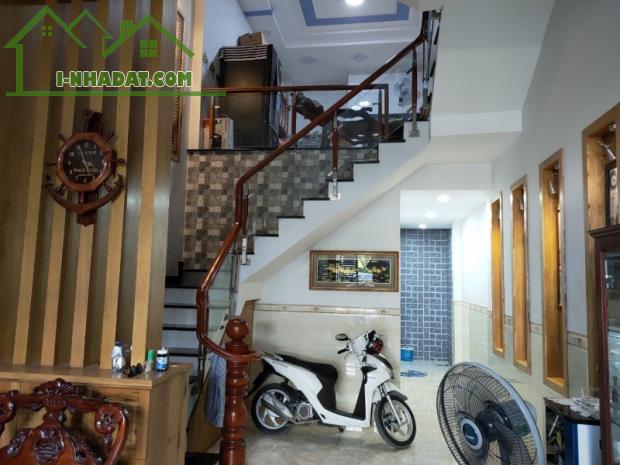NHÀ 4 TẦNG - PHƯỚC LONG B - HẺM XE HƠI - NHỈNH 9 TỶ - 5
