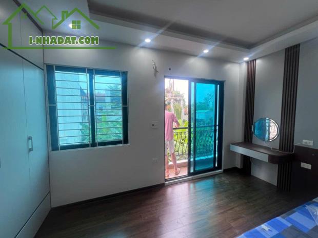 BÁN NHÀ LIÊN MẠC - GIÁ ĐẸP - NGÕ Ô TÔ - CÓ THANG MÁY - DT: 36M2, 6 TẦNG, MT 5M - 7.3 TỶ - 3