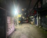 Bán nhà mặt tiền 33m2, 2PN, lô góc thoáng mát ngay đường số 52, giá 3.3 tỷ