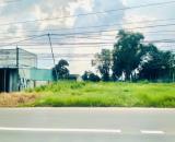 ĐỊNH CƯ SANG ÚC CẦN SANG LẠI MÃH VƯỜN (4.690M2)THỔ CƯ SHR GẦN CHỢ, ỦY BAN GIÁ 600 TR