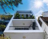 BÁN CHDV 5 TẦNG. 6 PHÒNG. 33TR/TH. HẺM 4M. 15M RA ĐƯỜNG XE TẢI. TRUNG TÂM Q1