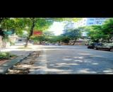 *CỰC HIẾM - BIỆT THỰ - HÀM NGHI -NAM TỪ LIÊM. - Biệt thự 4 tầng. Sân - vỉa hè - Mặt đường