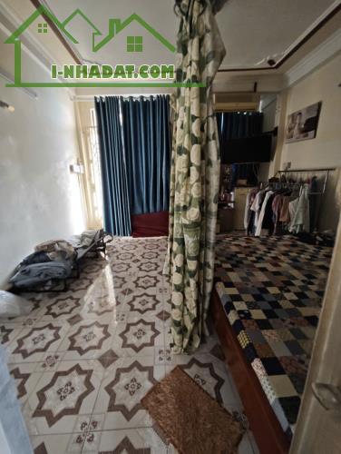 18 - CG: Cho thuê nhà mặt tiền Đề Thám 17 triệu - 4