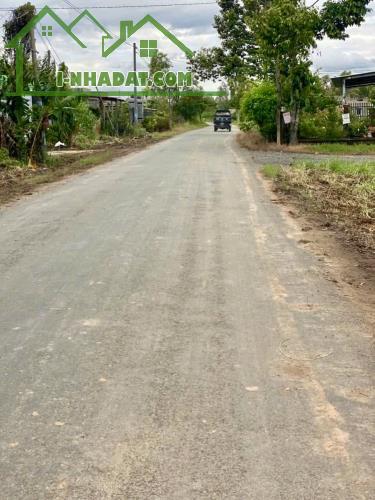 bán gấp đất mặt tiền đường nhựa lực viên giao đường mỹ hạnh 250m2 thổ 1,7tỷ - 1