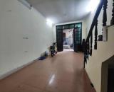 Cho thuê nhà ngõ 82 Kim mã diện tích 45m x 3 tầng, mặt tiền 8m, giá 11 triệu