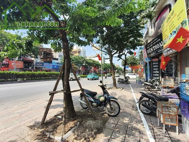 MẶT PHỐ,NGUYỄN VĂN CỪ,LONG BIÊN-VỈA HÈ-KD-Ô TÔ: 150M X3T, MT 6,5M, GIÁ 41,5