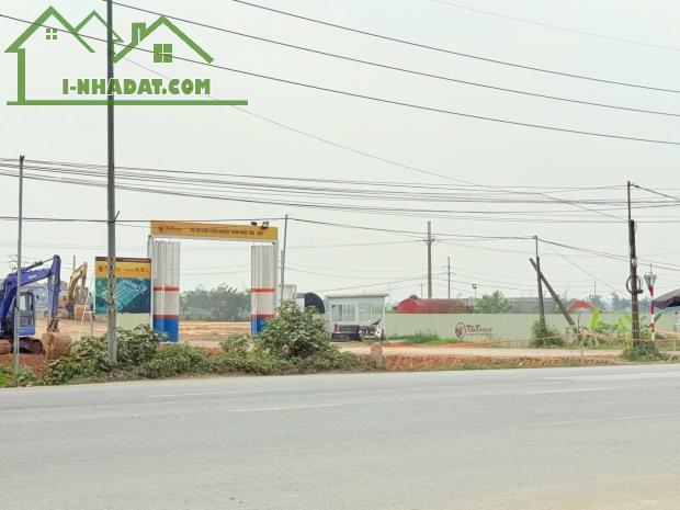 HÀNG FO. NGỌC TẢO. PHÚC THỌ. CHO A/C MUA ĐƯỢC GIÁ TỐT DÂY Ạ,
BÁN ĐẤT TẶNG NHÀ MÁI BẰNG 1 - 2