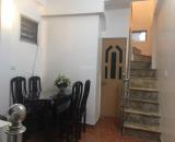 Cho thuê nhà Phố Hàng Lược, Phường Hàng Mã, Hoàn Kiếm 15M X 4T giá 8 triệu